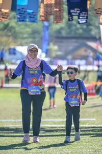 BIB: 
                            <button type="button" onclick="openModal(26645384)" class="btn btn-primary btn-sm float-right btn-popup" data-toggle="modal" data-target=".modal-high-quality">
                        <i class="fas fa-shopping-cart"></i> Add to Cart
                    </button>
                                            <button type="button" onclick="isThisMe(26645384, true)" class="btn btn-success btn-sm float-right btn-popup btn-isme hidden" data-toggle="tooltip" data-placement="bottom" title="นี่คือรูปของคุณใช่ไหม คลิกที่นี่เพื่อเอาเข้าอัลบั้ม">
                        <i class="fas fa-plus"></i> Add to album
                    </button>
                    <button type="button" onclick="isThisMe(26645384, false)" class="btn btn-warning btn-sm float-right btn-popup btn-isnotme hidden">
                        <i class="fas fa-ban"></i> Remove from album
                    </button>